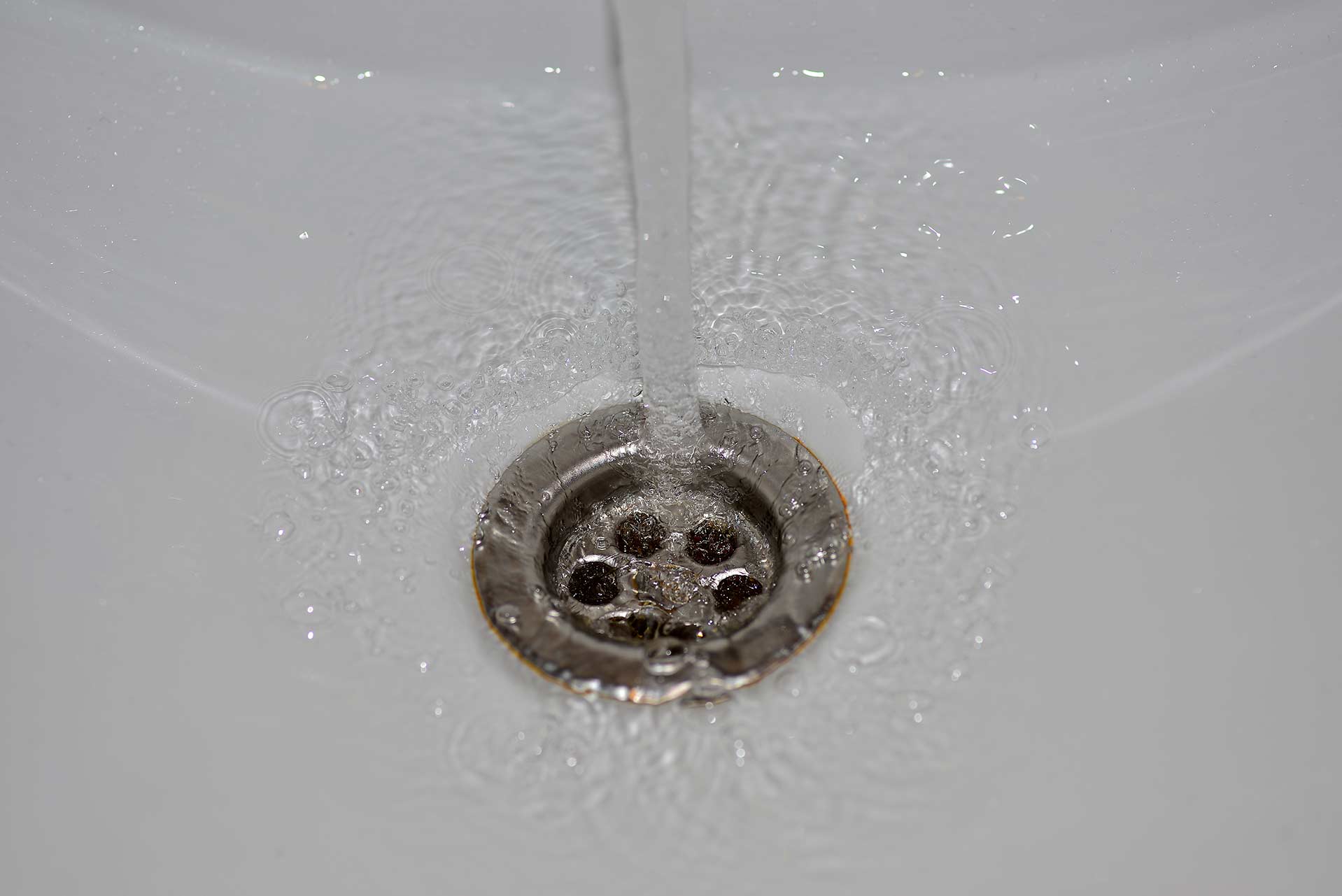 A2B Drains provides services to unblock blocked sinks and drains for properties in Bexleyheath.